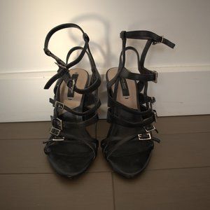 Multi-straps Black Sandal